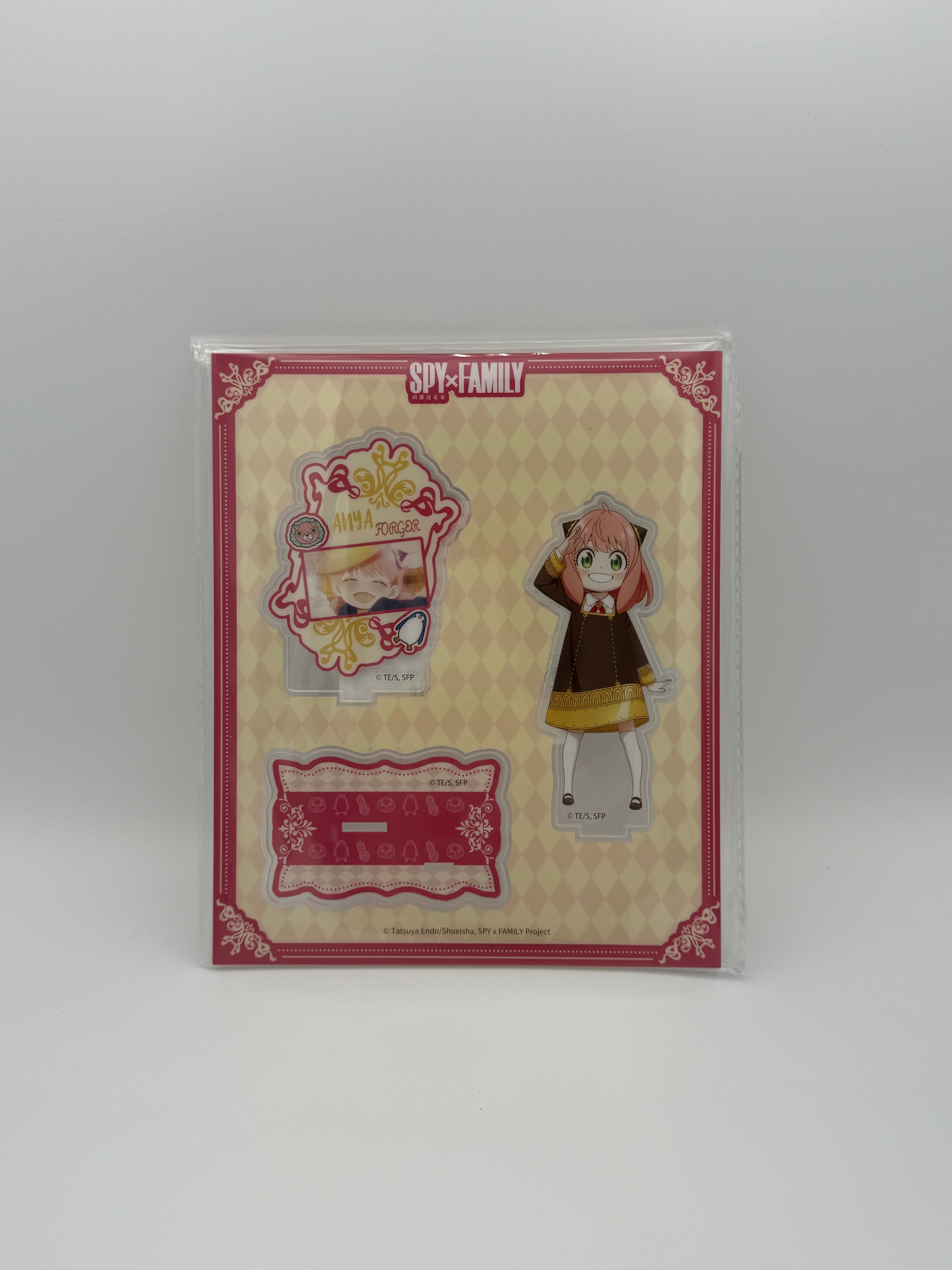 Spy Family - Anya Forger - Sitting Acrylic stand